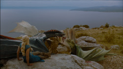 extant_GameOfThrones_4x01-TwoSwords_1985