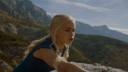 extant_GameOfThrones_4x01-TwoSwords_1987