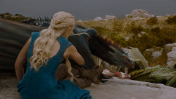 extant_GameOfThrones_4x01-TwoSwords_1990