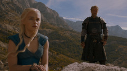 extant_GameOfThrones_4x01-TwoSwords_2032