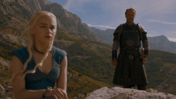extant_GameOfThrones_4x01-TwoSwords_2033