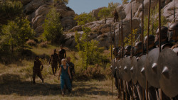 extant_GameOfThrones_4x01-TwoSwords_2049