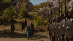 extant_GameOfThrones_4x01-TwoSwords_2051