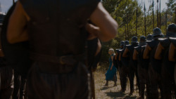 extant_GameOfThrones_4x01-TwoSwords_2062