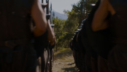 extant_GameOfThrones_4x01-TwoSwords_2064