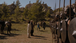 extant_GameOfThrones_4x01-TwoSwords_2070