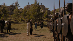 extant_GameOfThrones_4x01-TwoSwords_2071