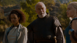 extant_GameOfThrones_4x01-TwoSwords_2092