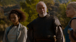 extant_GameOfThrones_4x01-TwoSwords_2093