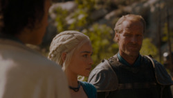 extant_GameOfThrones_4x01-TwoSwords_2111