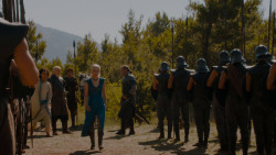 extant_GameOfThrones_4x01-TwoSwords_2118