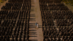 extant_GameOfThrones_4x01-TwoSwords_2128