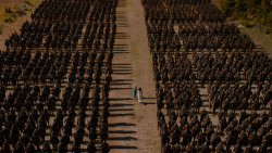 extant_GameOfThrones_4x01-TwoSwords_2130