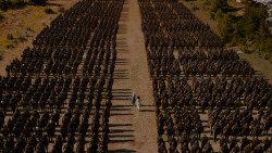 extant_GameOfThrones_4x01-TwoSwords_2135