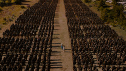 extant_GameOfThrones_4x01-TwoSwords_2136