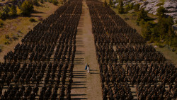 extant_GameOfThrones_4x01-TwoSwords_2141