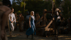 extant_GameOfThrones_4x01-TwoSwords_2151