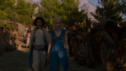 extant_GameOfThrones_4x01-TwoSwords_2156