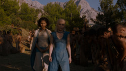 extant_GameOfThrones_4x01-TwoSwords_2158