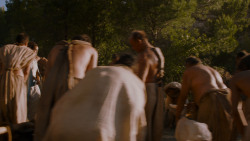 extant_GameOfThrones_4x01-TwoSwords_2162