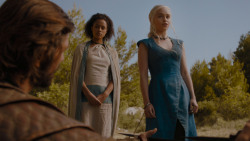 extant_GameOfThrones_4x01-TwoSwords_2191