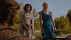 extant_GameOfThrones_4x01-TwoSwords_2193
