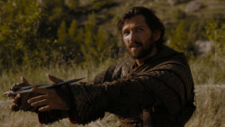 extant_GameOfThrones_4x01-TwoSwords_2208