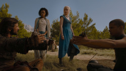 extant_GameOfThrones_4x01-TwoSwords_2217