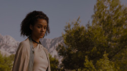 extant_GameOfThrones_4x01-TwoSwords_2223