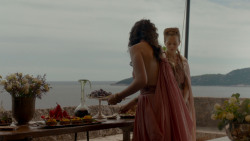 extant_GameOfThrones_4x01-TwoSwords_2259
