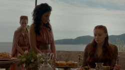 extant_GameOfThrones_4x01-TwoSwords_2274