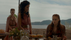 extant_GameOfThrones_4x01-TwoSwords_2289