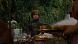 extant_GameOfThrones_4x01-TwoSwords_2307