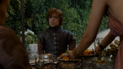 extant_GameOfThrones_4x01-TwoSwords_2312