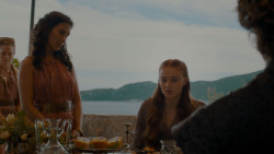 extant_GameOfThrones_4x01-TwoSwords_2317