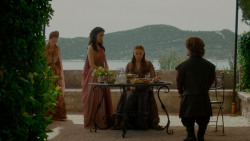 extant_GameOfThrones_4x01-TwoSwords_2329