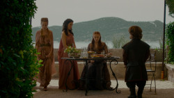 extant_GameOfThrones_4x01-TwoSwords_2332