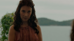 extant_GameOfThrones_4x01-TwoSwords_2345
