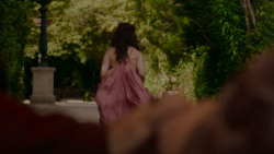 extant_GameOfThrones_4x01-TwoSwords_2364