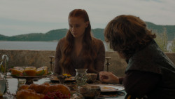 extant_GameOfThrones_4x01-TwoSwords_2372