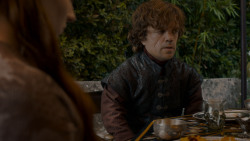 extant_GameOfThrones_4x01-TwoSwords_2381