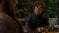extant_GameOfThrones_4x01-TwoSwords_2390