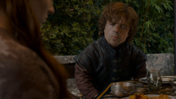extant_GameOfThrones_4x01-TwoSwords_2391
