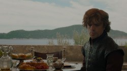 extant_GameOfThrones_4x01-TwoSwords_2539