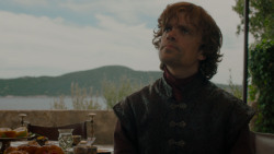 extant_GameOfThrones_4x01-TwoSwords_2543