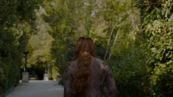 extant_GameOfThrones_4x01-TwoSwords_2559