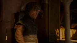 extant_GameOfThrones_4x01-TwoSwords_2584