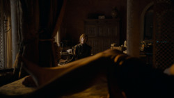 extant_GameOfThrones_4x01-TwoSwords_2598