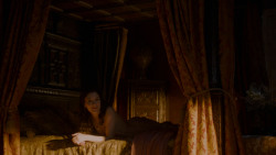 extant_GameOfThrones_4x01-TwoSwords_2606