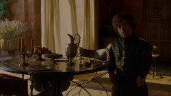 extant_GameOfThrones_4x01-TwoSwords_2610